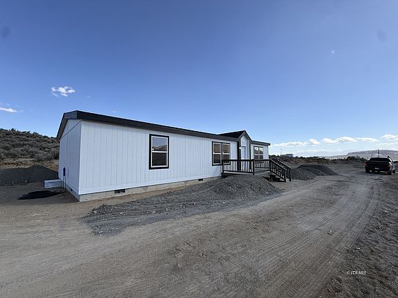 2nd image of 5245 Flower Dr