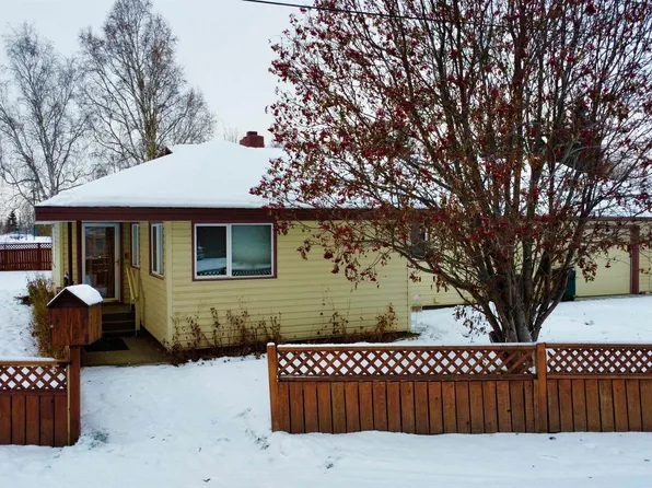 816 Betty St, Fairbanks, AK 99701