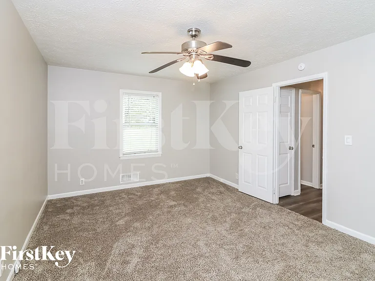 3692 Cambridge Dr SW — Photo 14