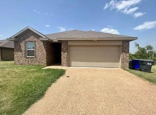 10712 Granada Dr, Waco, TX 76708