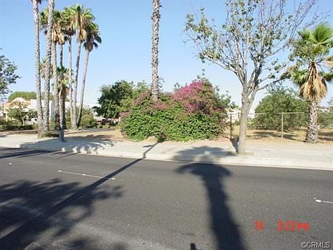 4th image of 2160 S Garey Ave