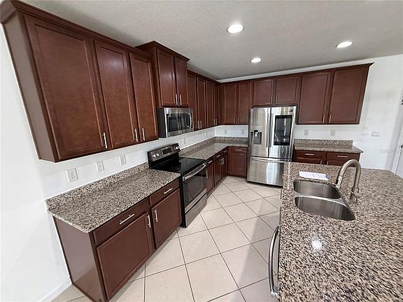2nd image of 11301 HUDSON HILLS LANE