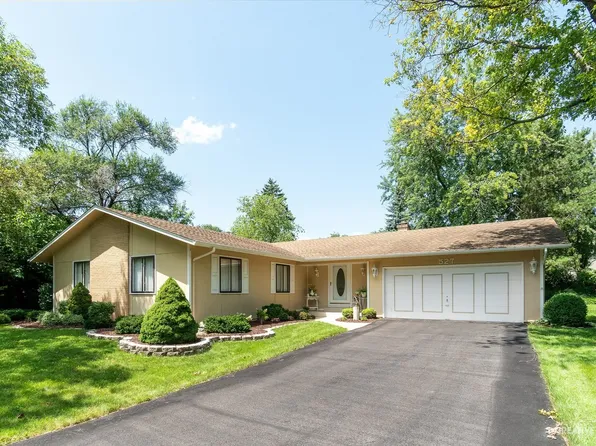 527 Sheffield Rd, Naperville, IL 60565