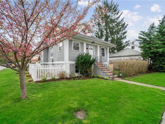 41 Columbia Ave Hastings On Hudson Ny 10706 Mls H4922623 Zillow