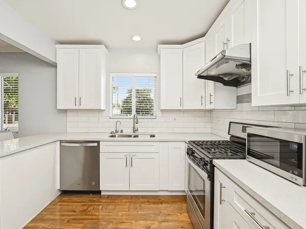 6528 Beeman Ave, North Hollywood, CA 91606