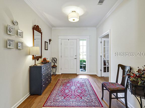 5th image of 22 Columbus Cir