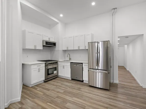 246 Clerk Street image 9 of 27