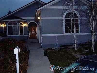 1st image of 733 Water St