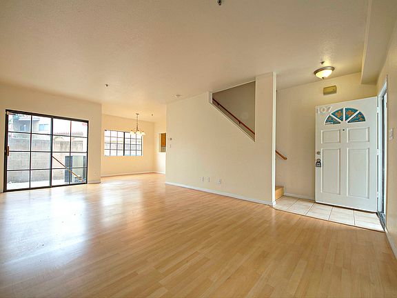 4th image of 14404 Plummer St Unit 107