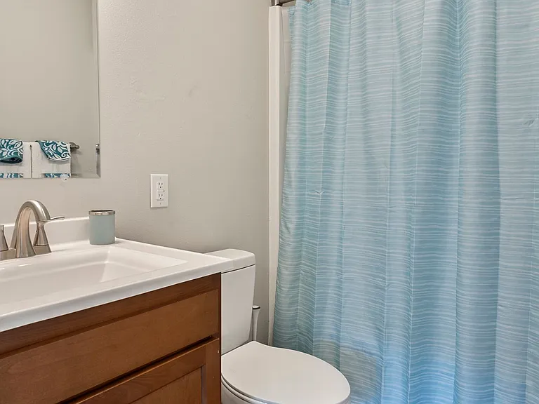 The District Apartments — Photo 8