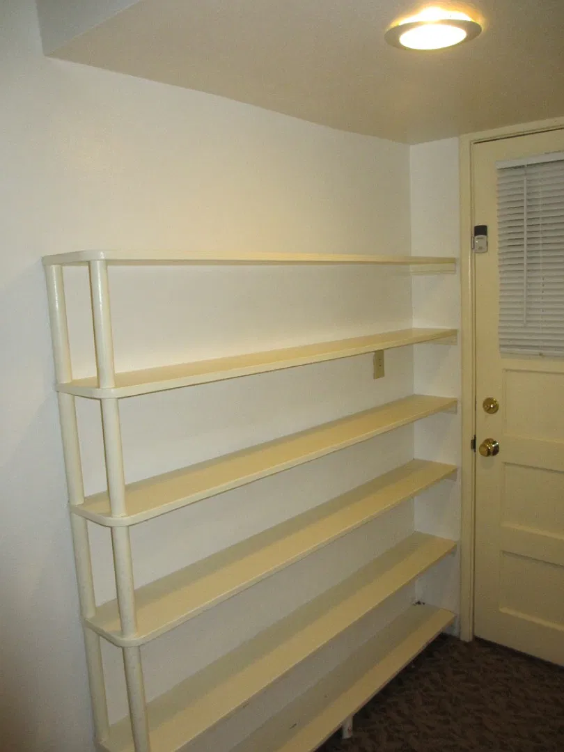 512 W 3rd St - Unit 2 — Photo 4