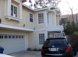 2011 Ohio Ave, Signal Hill, CA 90755