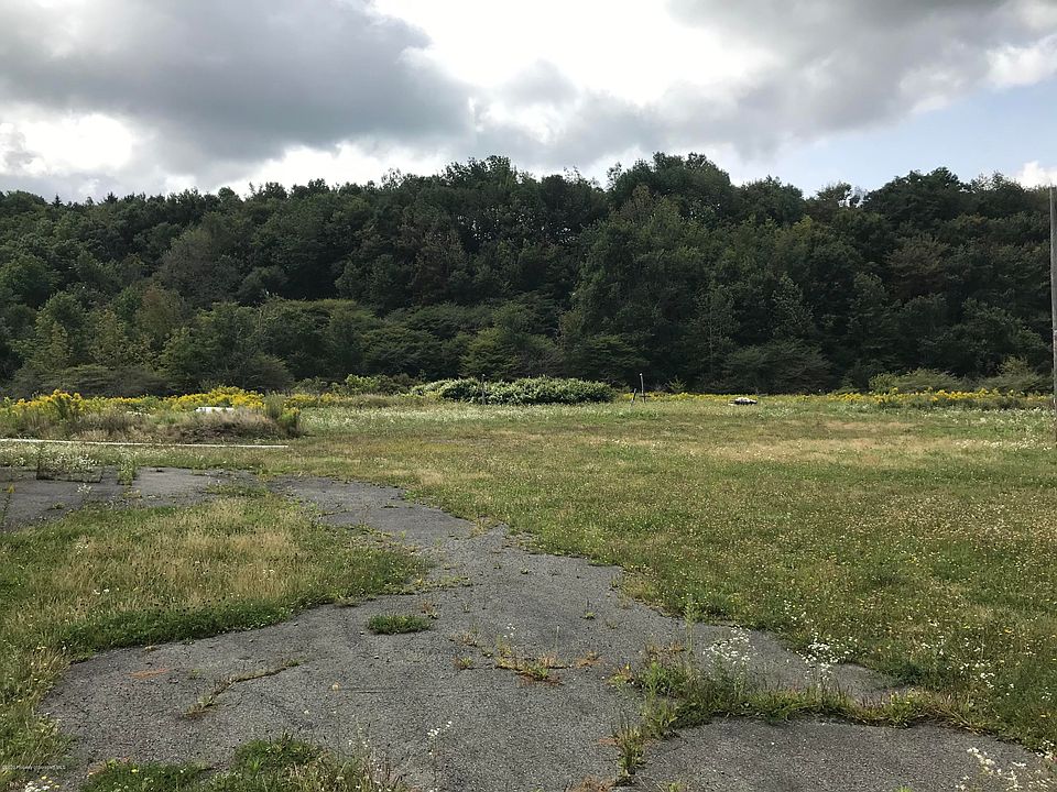1st image of 130 Great Bend Tpke