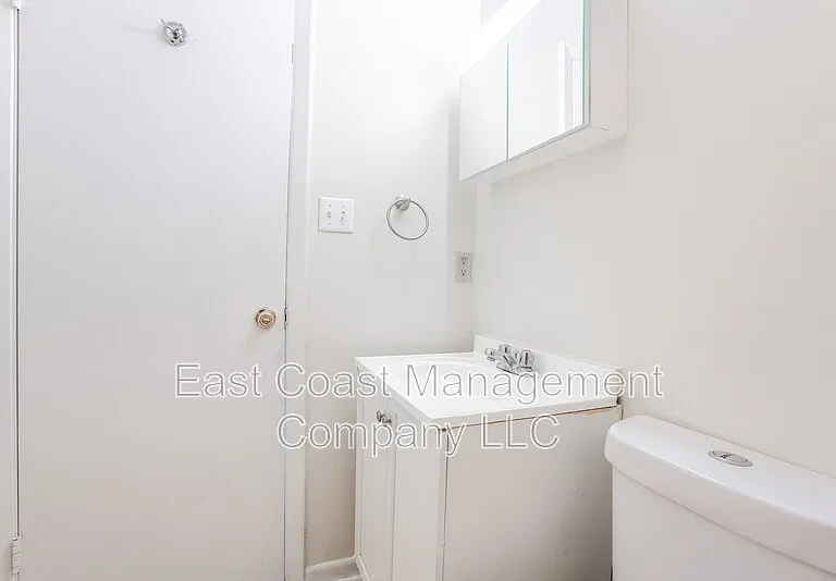 1502 E Baltimore St #2 — Photo 23