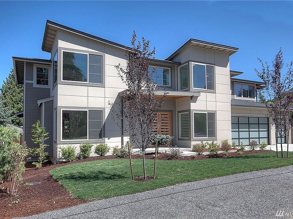 2nd image of 1208 N 34th St