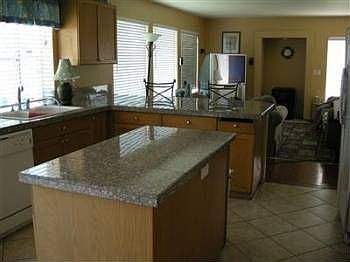 3rd image of 4618 Blueberry Ct SE