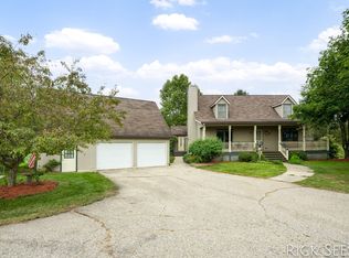 2094 W Peck Lake Rd, Ionia, MI 48846