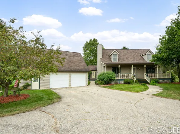 2094 W Peck Lake Rd, Ionia, MI 48846