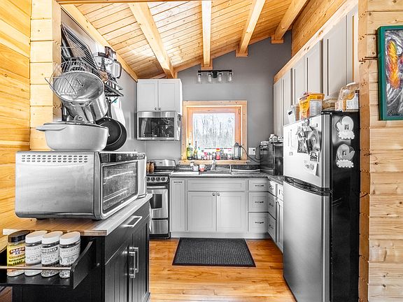 3rd image of 68 Tower Road