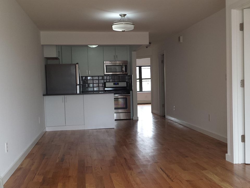 1st image of 15B Columbus Pl