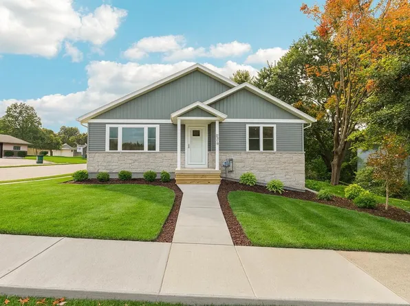 903 Main STREET, Lomira, WI 53048