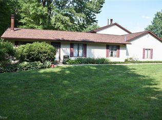 8299 Quail Point Ln, Mentor, OH 44060
