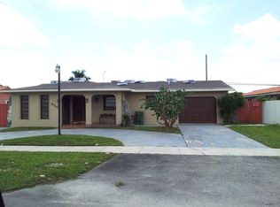 950 W 33rd Pl, Hialeah, FL 33012