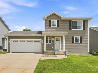 3305 Lennon Ln, Marion, IA 52302