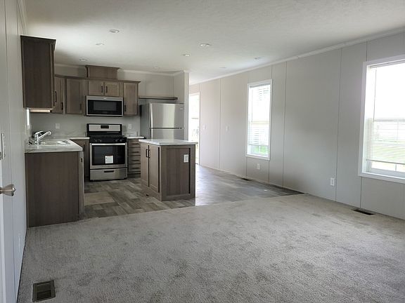 3rd image of 38000 Le Chateau Blvd #552