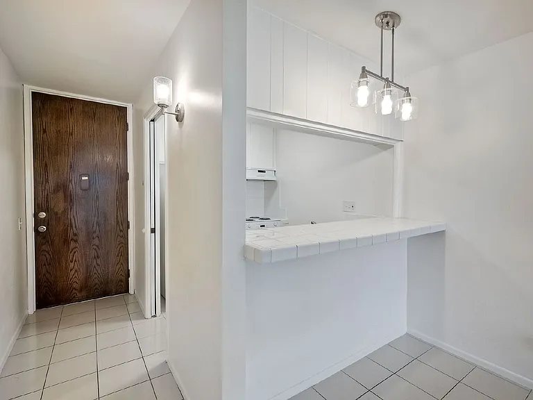 6202 Friars Rd #305 — Photo 8