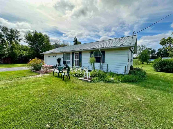 808 Main St, South English, IA 52335