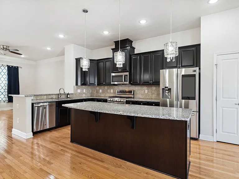 138 Seneca Pl — Photo 31