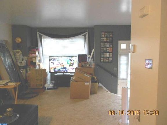 5th image of 16 Swansea Ln