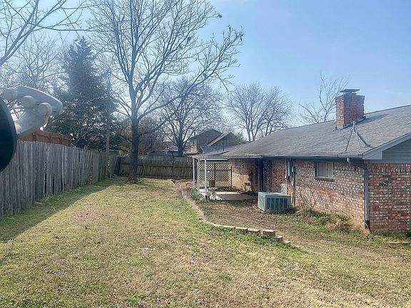 3rd image of 1604 S 5th St