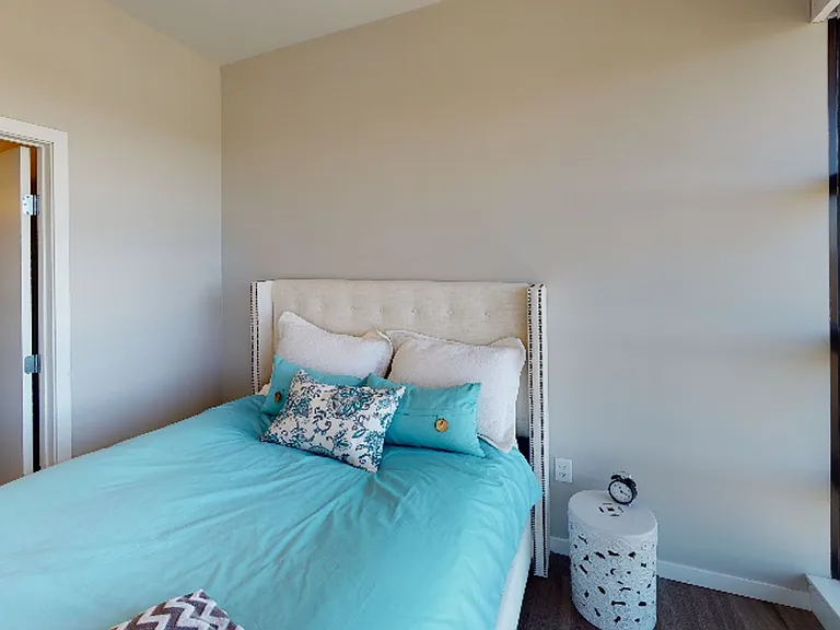 CityVue Apartments — Photo 25