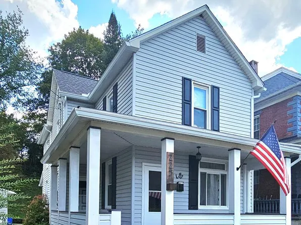 225 Barron Ave, Johnstown, PA 15906