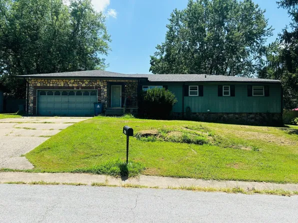 605 Joy Street, Neosho, MO 64850