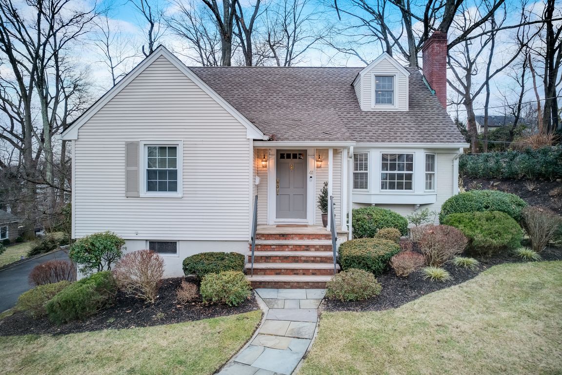 41 Grandview Ave, Glen Rock, NJ 07452 | Zillow