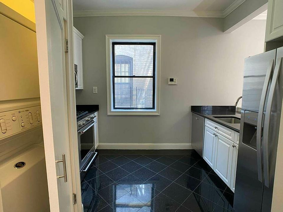 1st image of 76 W 69th St APT 5S