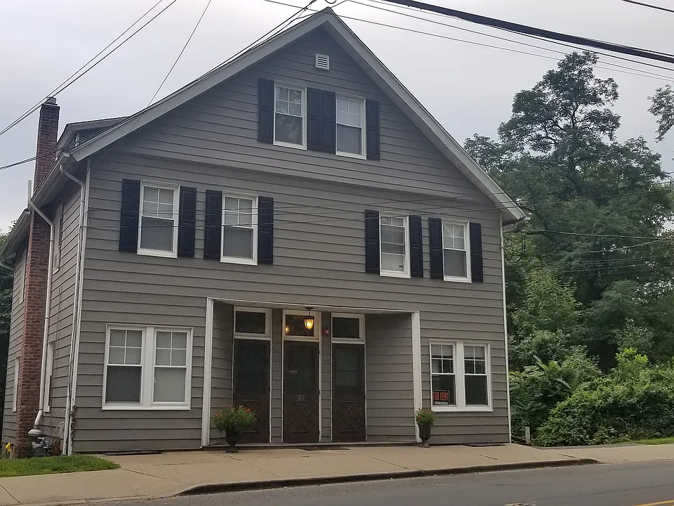 97 Claremont Rd #3