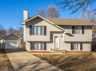 2422 SE 19th St, Des Moines, IA 50320