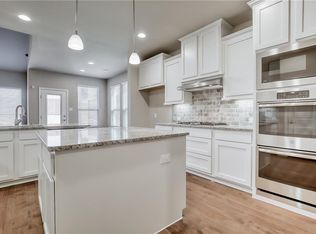 1001 Hoyt Dr, McKinney, TX 75071