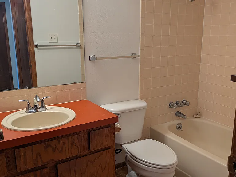 1345 Sumner St #3 — Photo 5