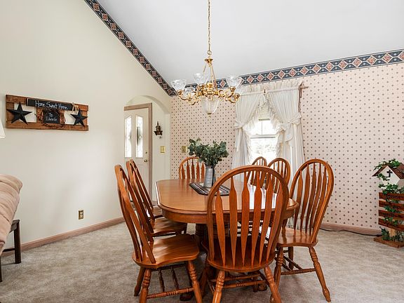 5th image of 1244 E Gray Ln