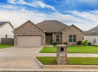 1709 Landershire Ln, North Little Rock, AR 72120