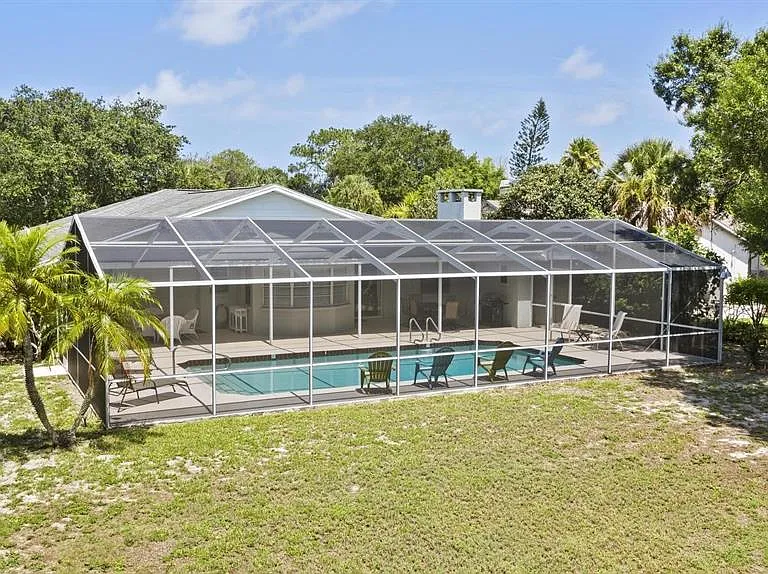 1895 Buccaneer Cir — Photo 33