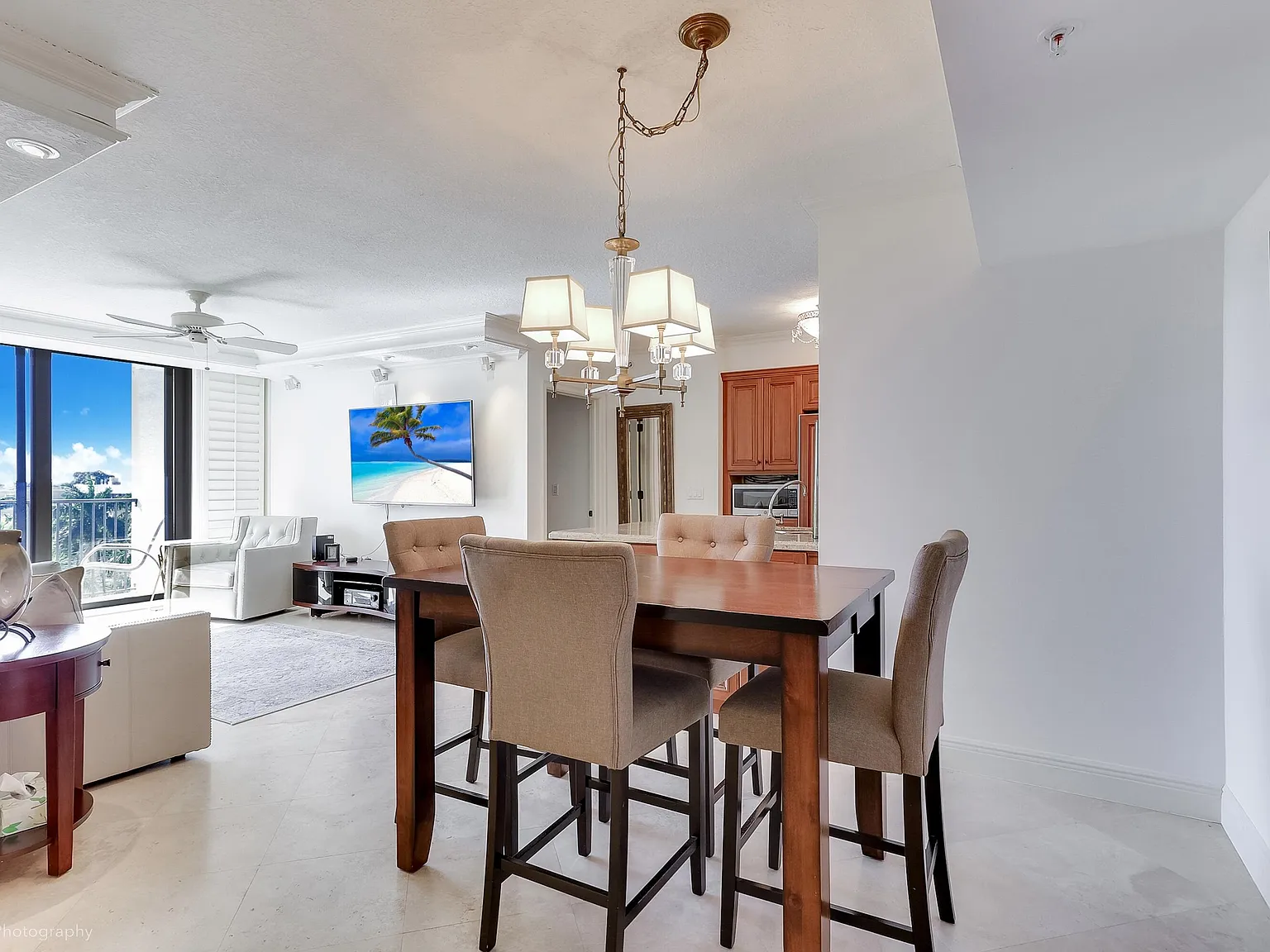2 bed, 2.0 bath, 1040 sqft, $8,500 — Photo 1