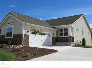 5177 Hawk Hollow Dr E, Bath, MI 48808