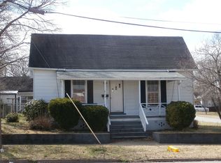 803 E Davis St, Burlington, NC 27215