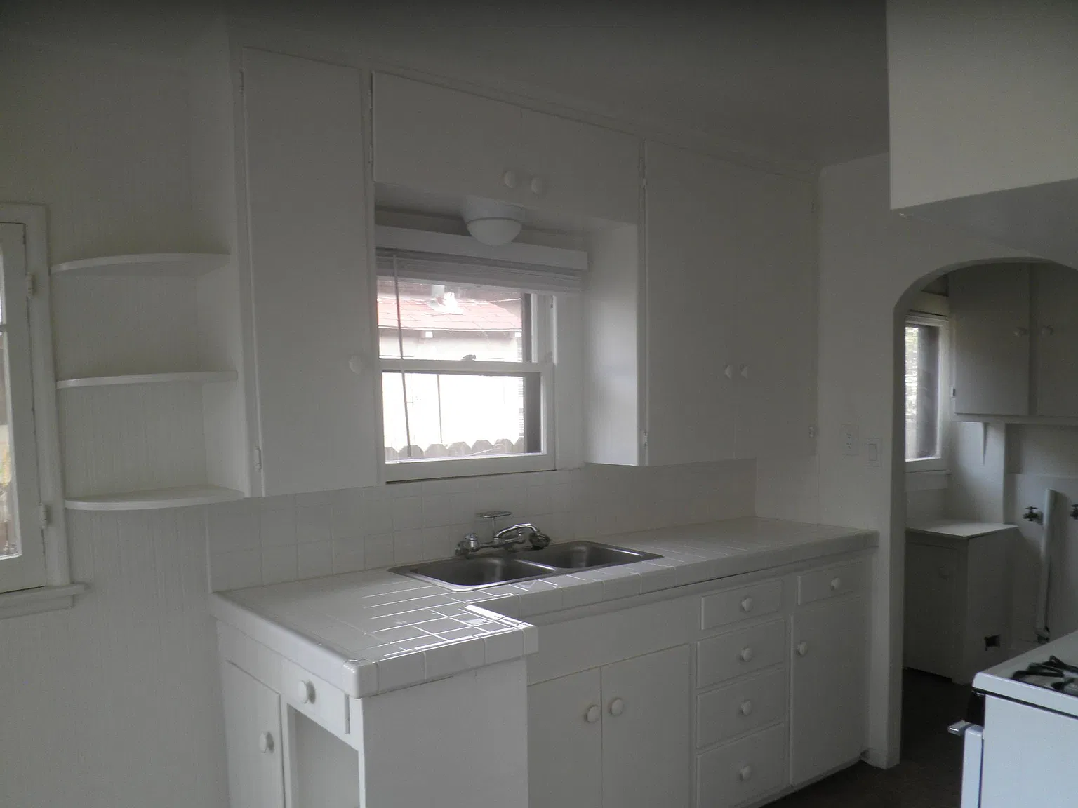 1 bed, $2,700 — Photo 2